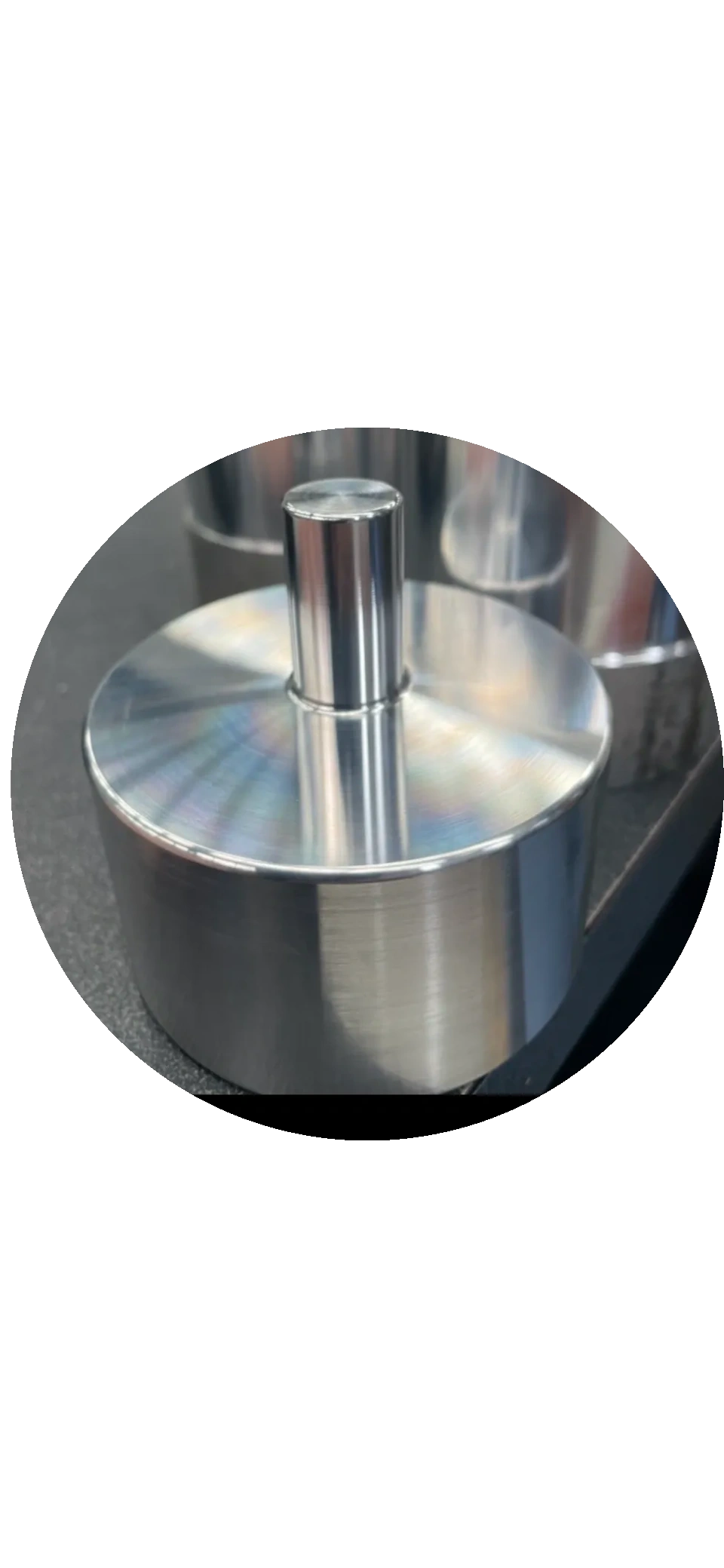 Polished cylindrical part with pin